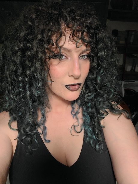 Becca Rizzo onlyfans topless