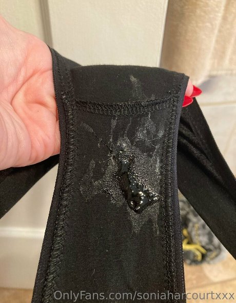 soniaharcourtxxx onlyfans model photos