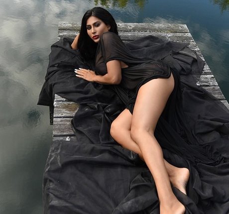 Amelia Maltepe leaked onlyfans photos