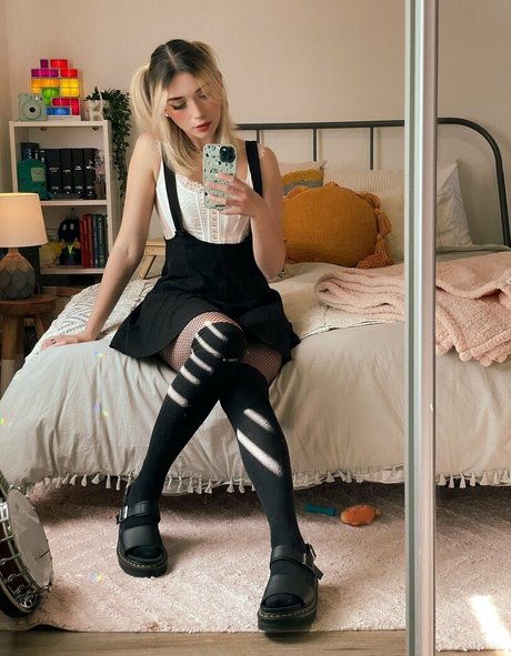 shelbygraces onlyfans leaked.