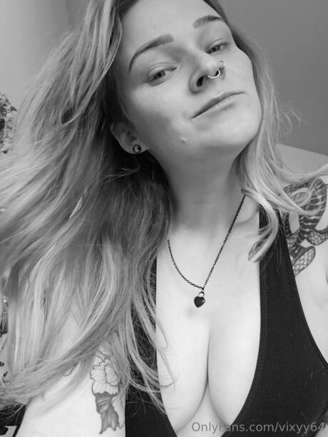 Vixyy64 onlyfans nude content