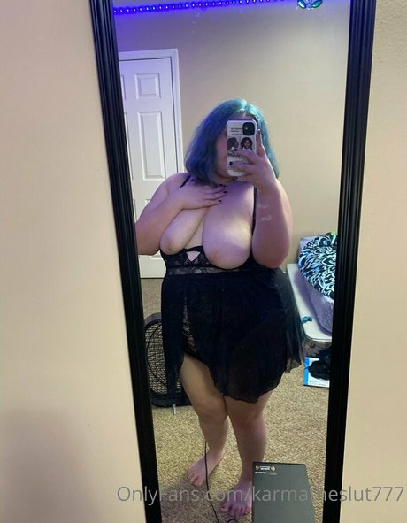 karmatheslut777 onlyfans porn leaks
