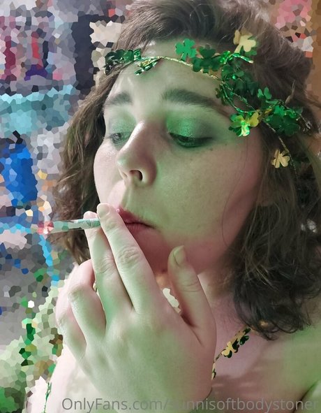 sunnisoftbodystoner on onlyfans