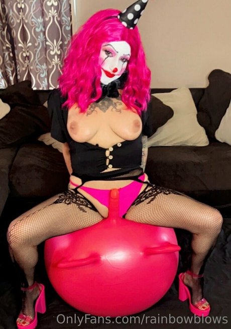 rainbowblows onlyfans nude pics