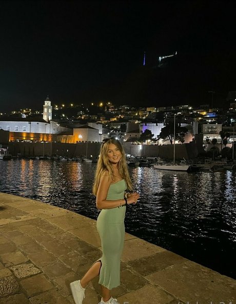 elsbels24 onlyfans leak new