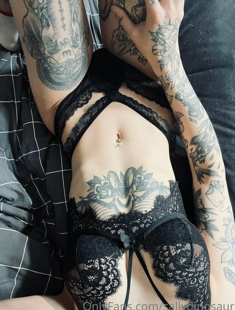 Sallydinosaur only fans photos