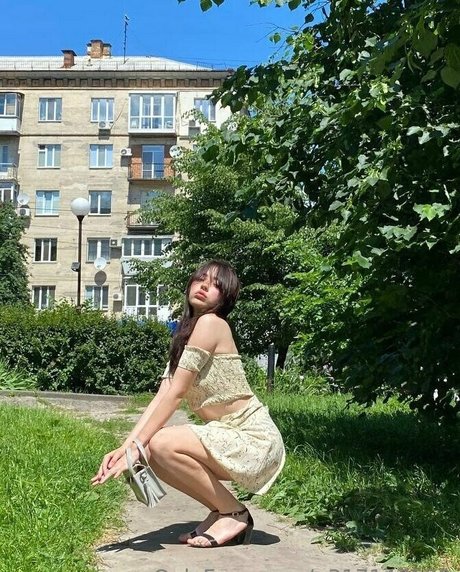 elliemooree nude on onlyfans