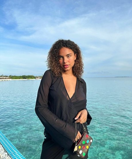 pawg princess onlyfans hot nude candids