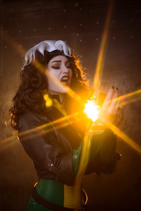 Vixena Siren nude only fans