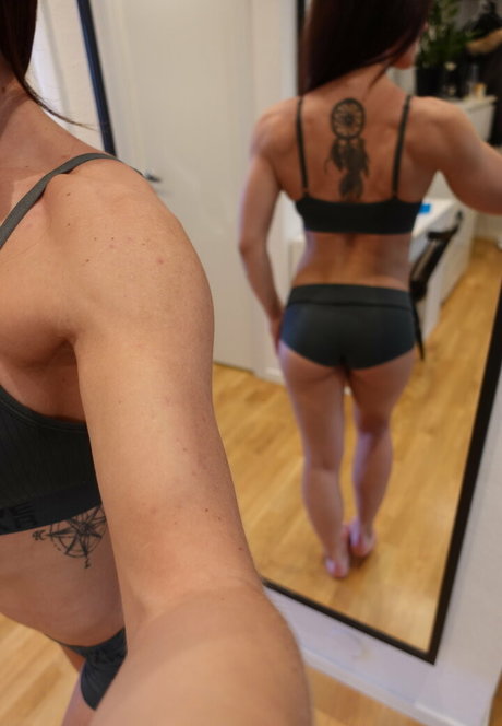 lilystrongfree only fans leaks