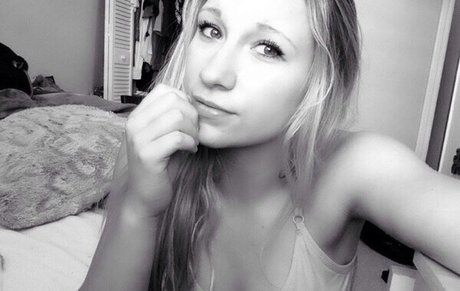 Taylor Flewin onlyfans tits