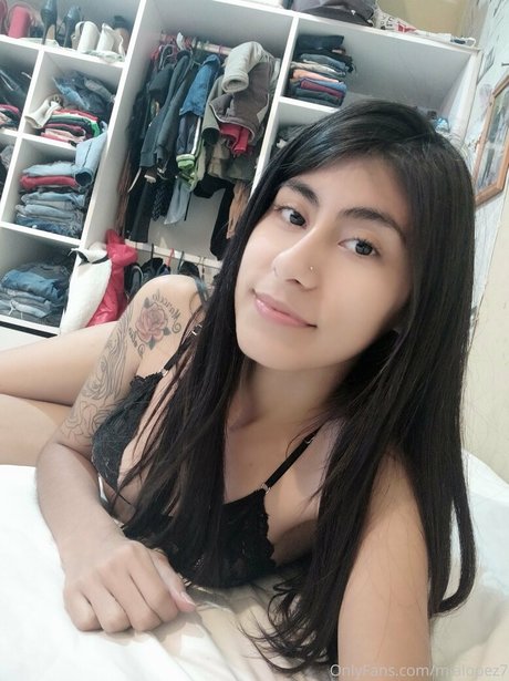 mialopez7 leaked onlyfans pics