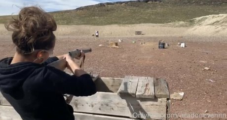 ailadonovannn onlyfans nude content