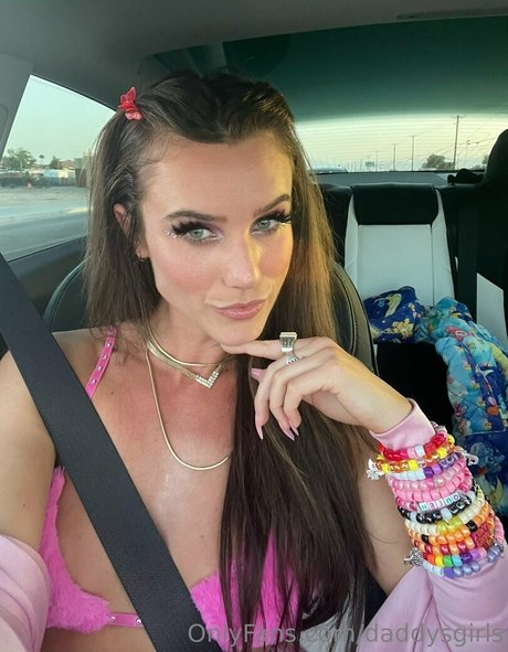 daddysgirls Profile pic