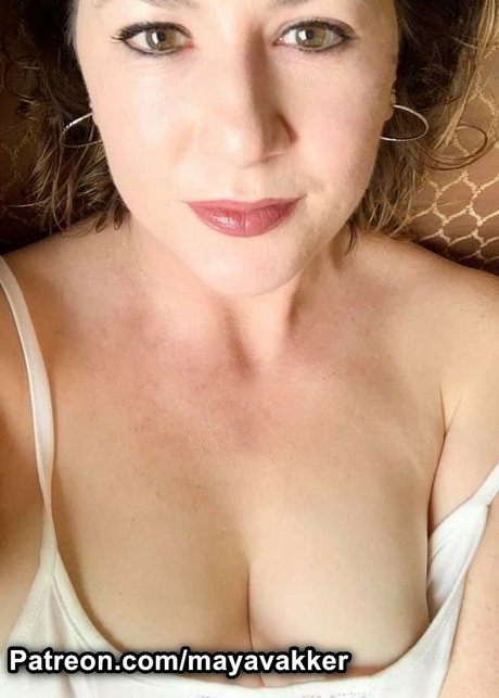 Maya Vakker onlyfans