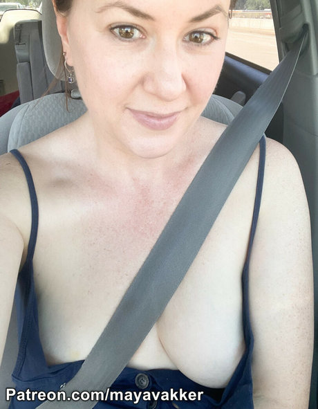 Maya Vakker onlyfans leaked nude