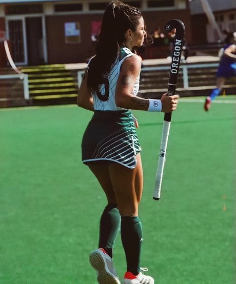 Delfi Granatto onlyfans boobs