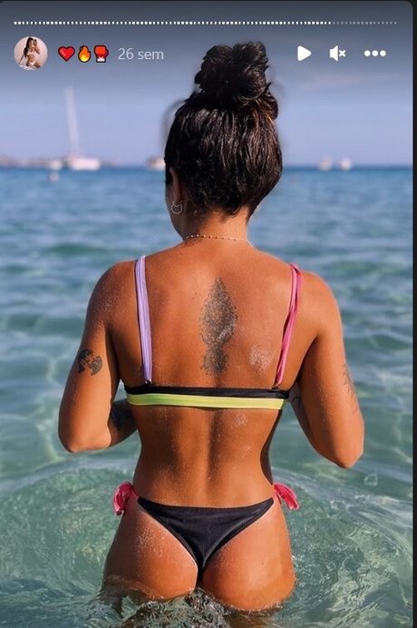 Delfi Granatto onlyfans ass