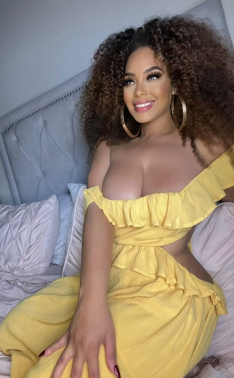 sirensaysseduce onlyfans photos