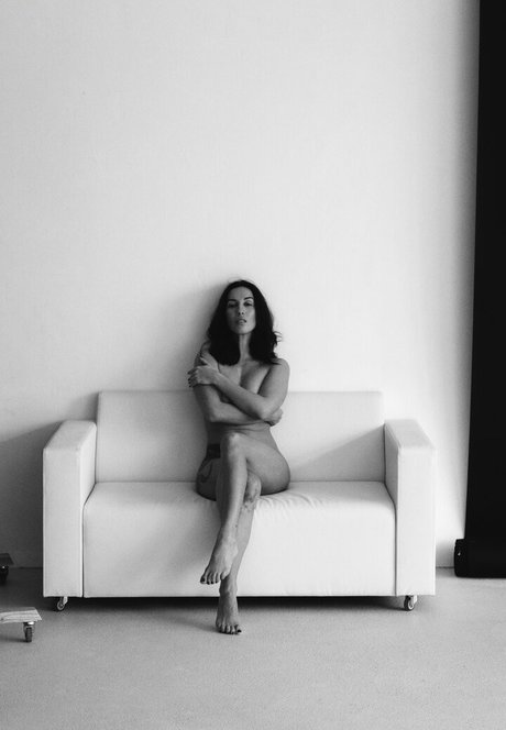 Thais Yoga onlyfans xxx