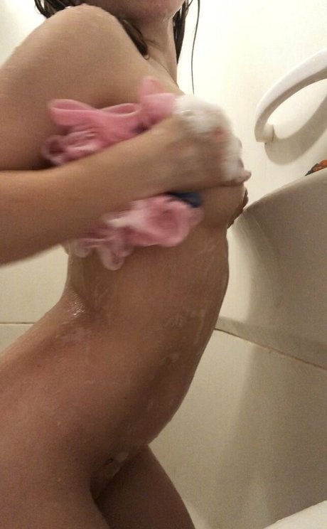 Mistywaterz onlyfans content type