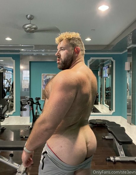 ste3evn leaked onlyfans naked