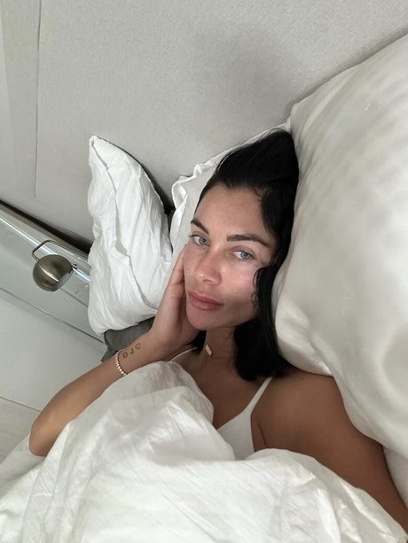 Cally Jane Beech nude only fans leaks