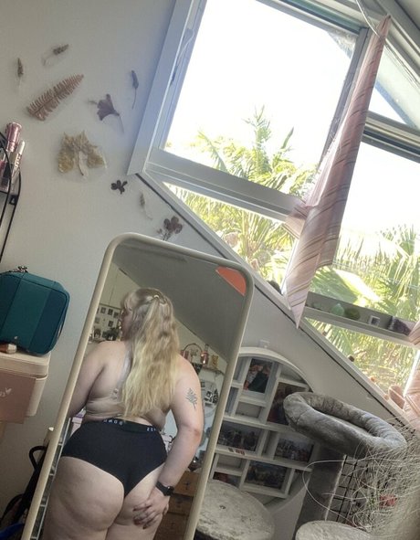 pastelpeachie onlyfans nudes porn