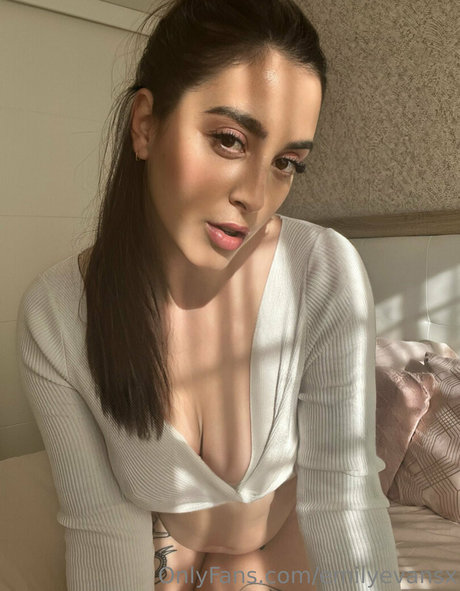 emilyevansx leaks onlyfans porn