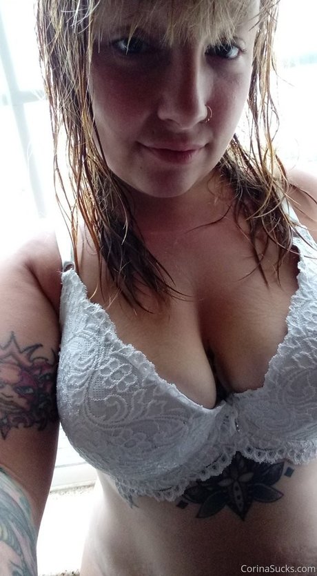 Corinasbooty onlyfans nudes leaked