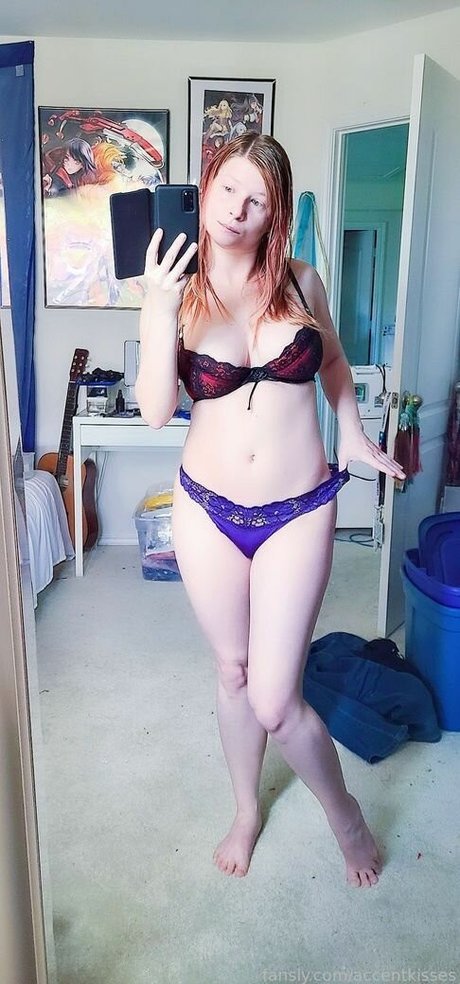 Accent Kisses onlyfans nude