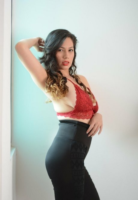 anailove Profile pic