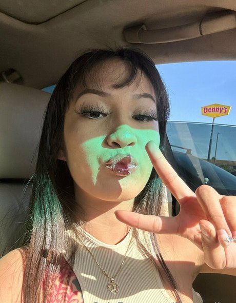 funsizeling feet onlyfans