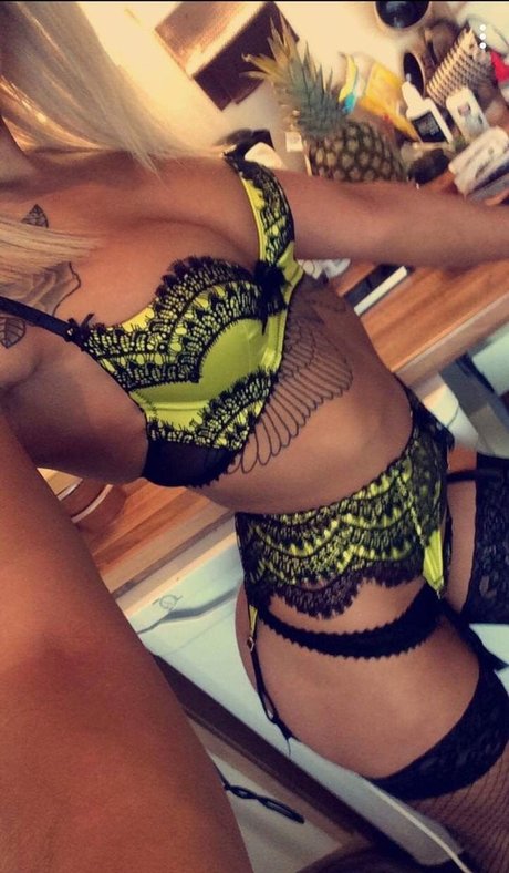 Jodie Mackle nude only fans leaks