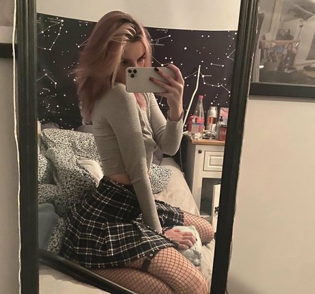 freeryliepink onlyfans leaked