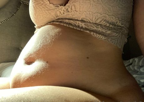 poptartbelly onlyfans nude leaks