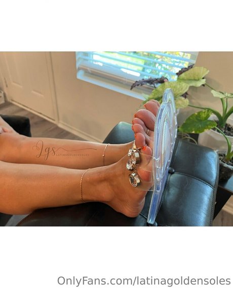 latinagoldensoles onlyfans leaks sex