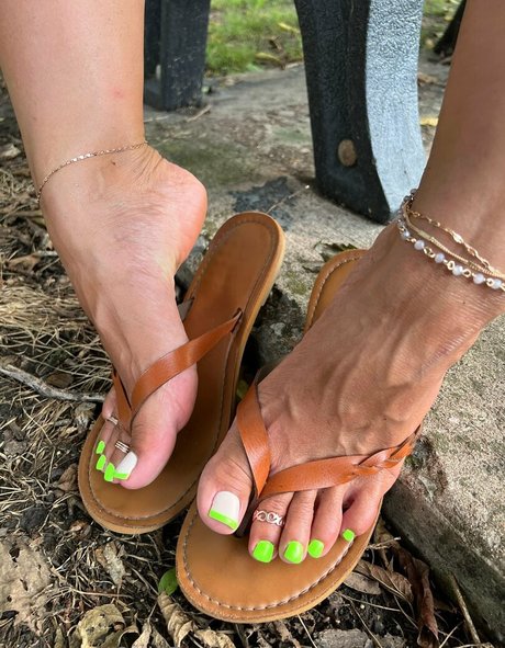 latinagoldensoles leaked onlyfans nudes