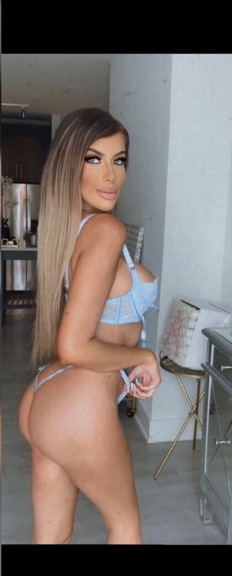 alexandrabunnyxo onlyfans strip tease