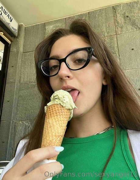 sofiaa2307 onlyfans nsfw