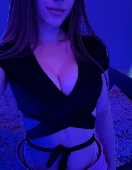 Mia Brown nudes only fans