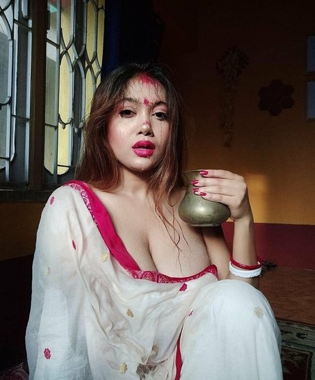 callmesherni only fans naked