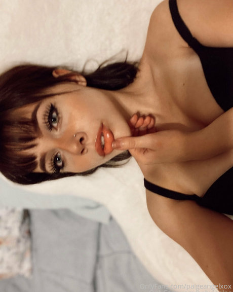 mavisjadexox onlyfans ass