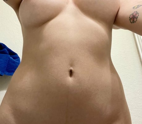 sexychamele0n only fans leaked