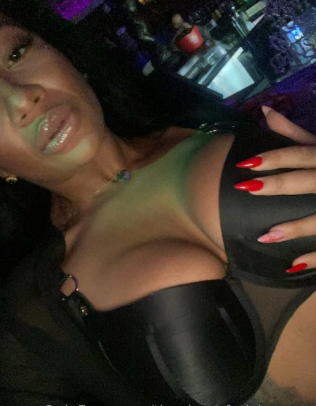 kikiluxxxe sex onlyfans