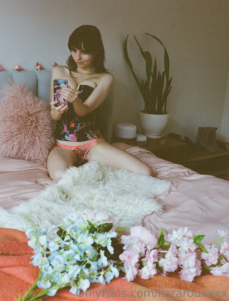 liararouxxxx onlyfans leajs