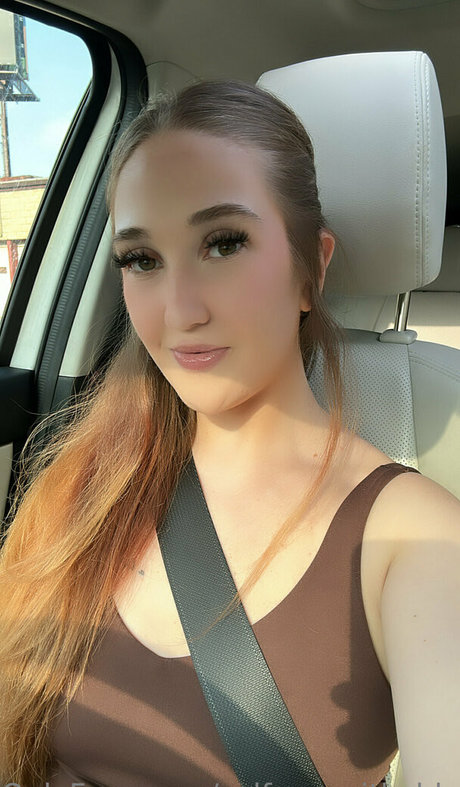 selfcarewithchloe onlyfans leaks sex