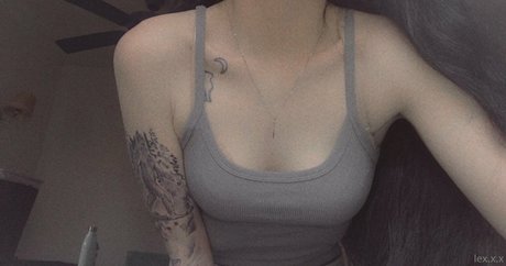 lex x x onlyfans sextape