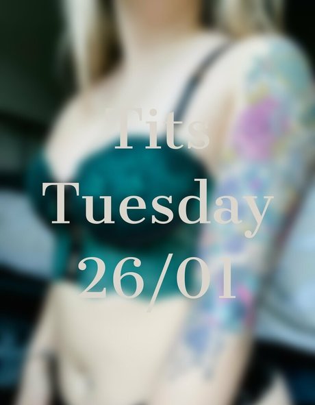 Femmefataleairsoft Profile pic