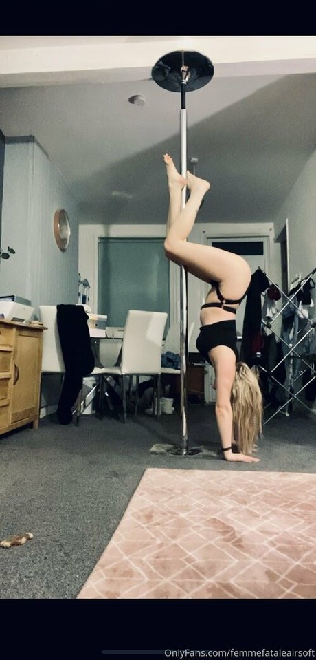 Femmefataleairsoft naked onlyfans pics